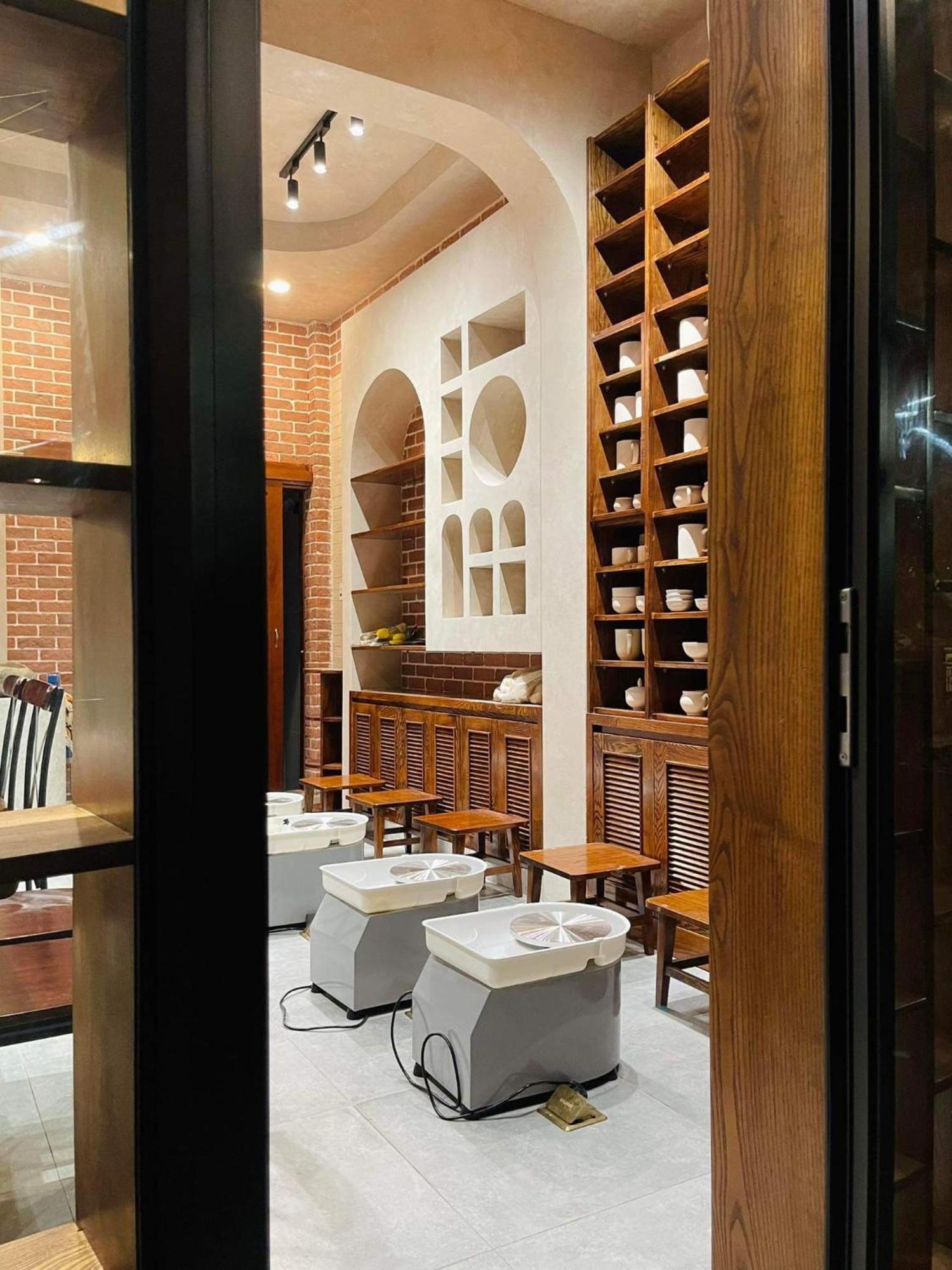 Little Colmar - Homestay & Pottery Studio Ha Long Exterior photo